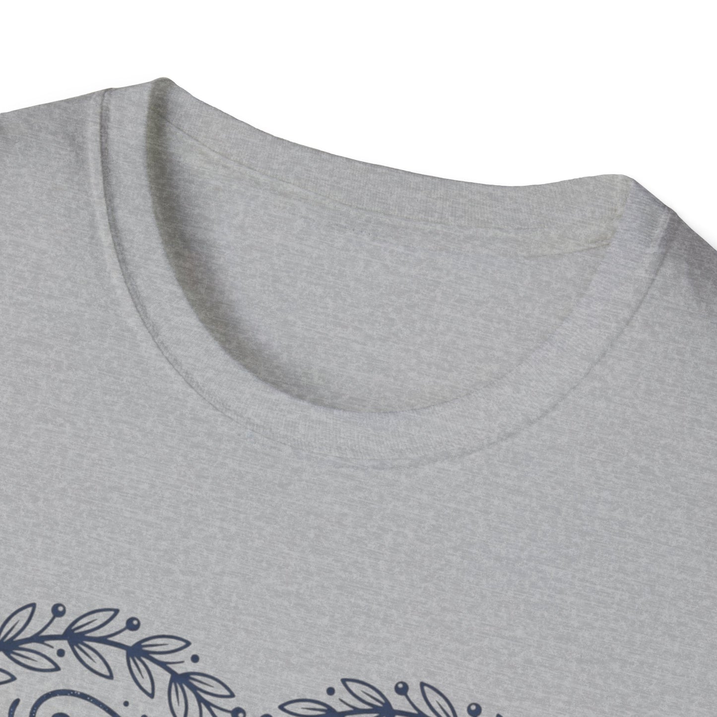Besame Heart Graphic T-Shirt