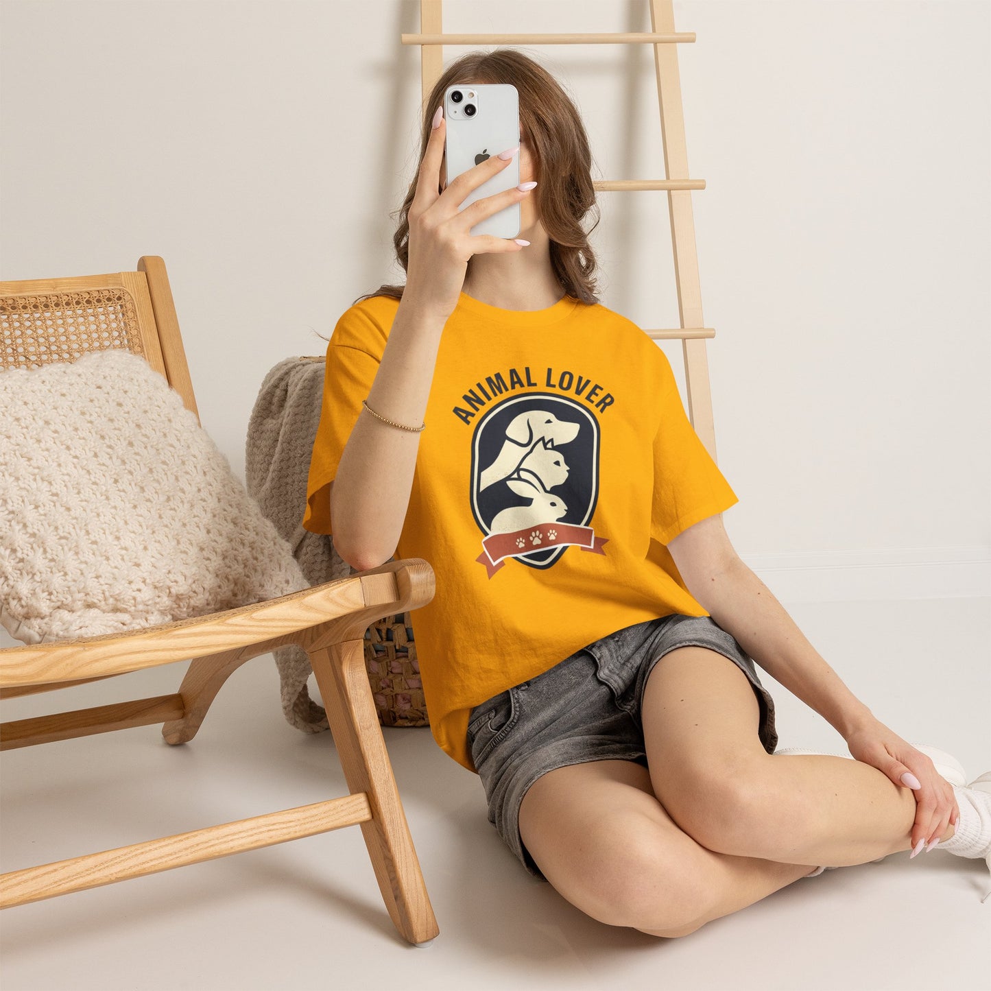 Animal Lover T-Shirt — Retro Pet Badge Tee (Dogs & Cats)
