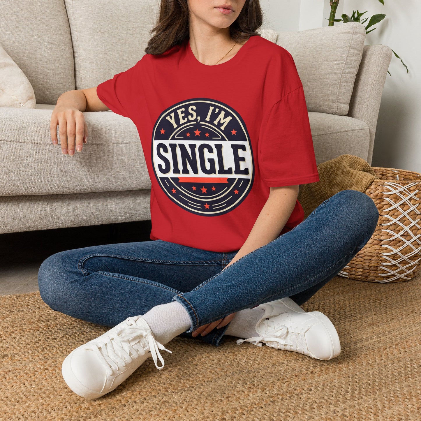 "Yes, I’m Single" Graphic Tee - Single Badge T-Shirt