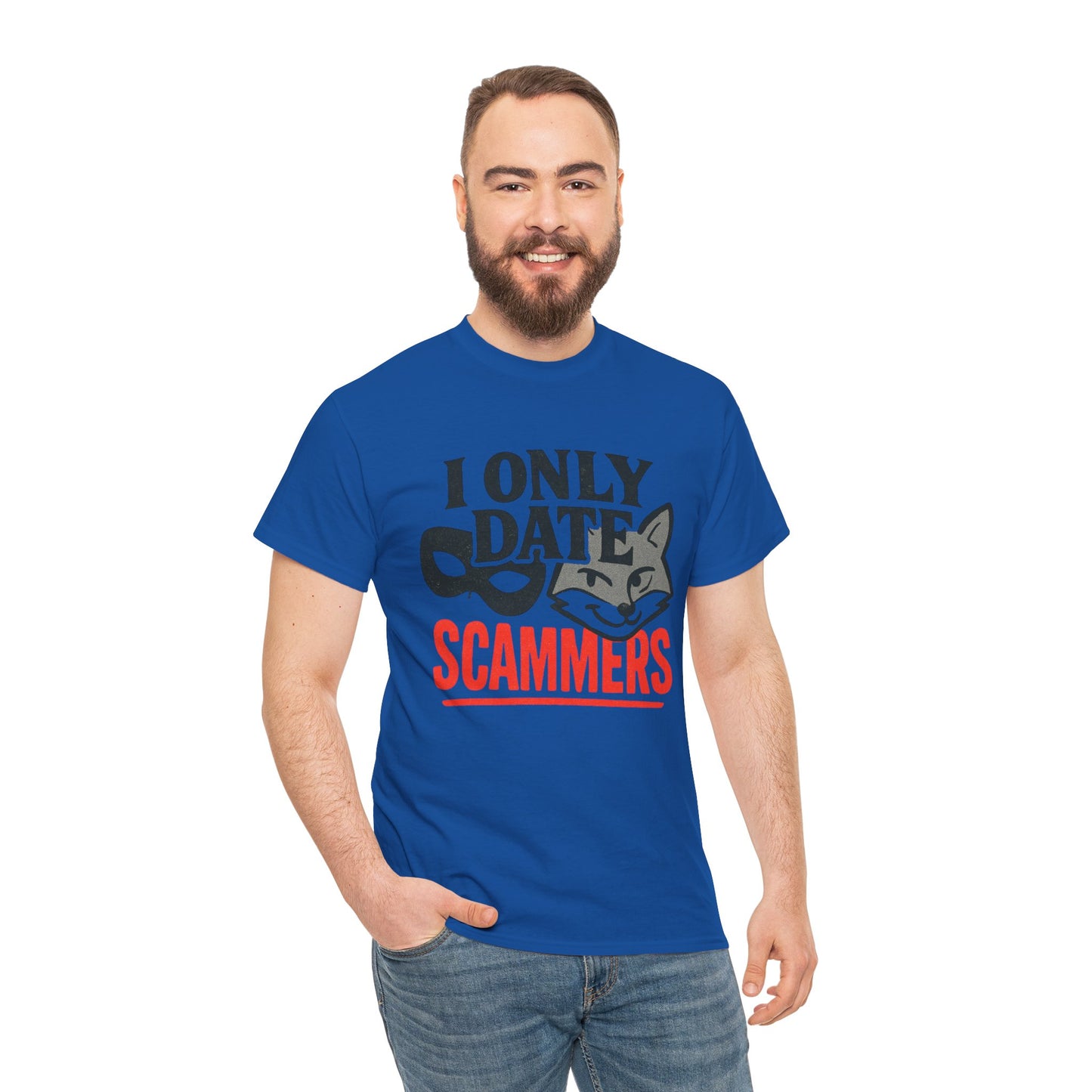 T-Shirt — I Only Date Scammers Graphic Tee (Funny Cat Mask Design)