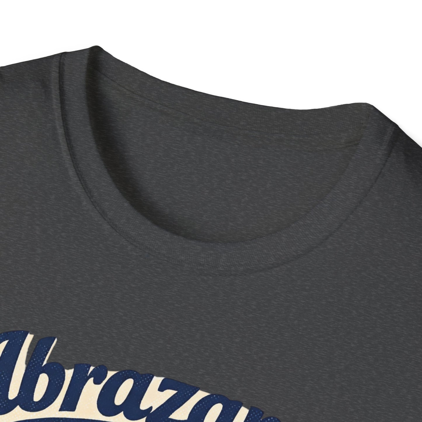 Abrázame Heart Hug T-Shirt — Spanish Love Graphic Tee