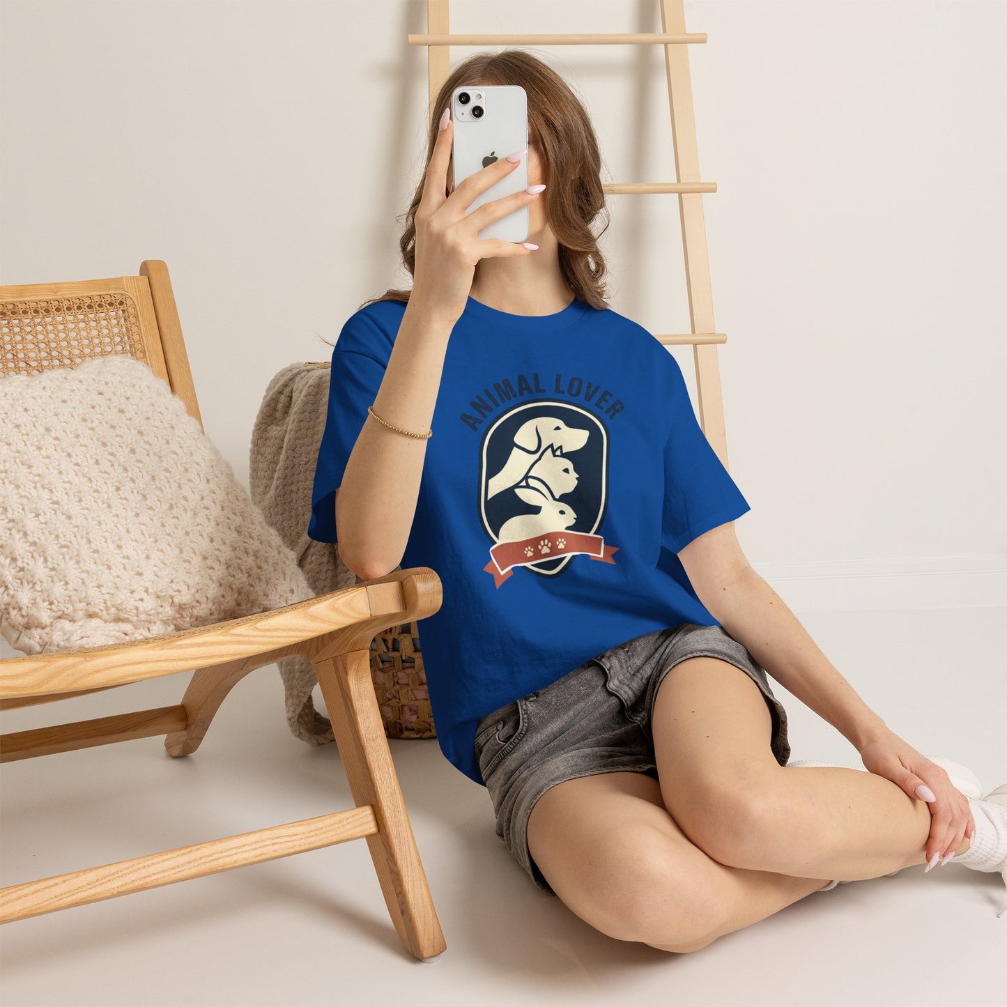 Animal Lover T-Shirt — Retro Pet Badge Tee (Dogs & Cats)