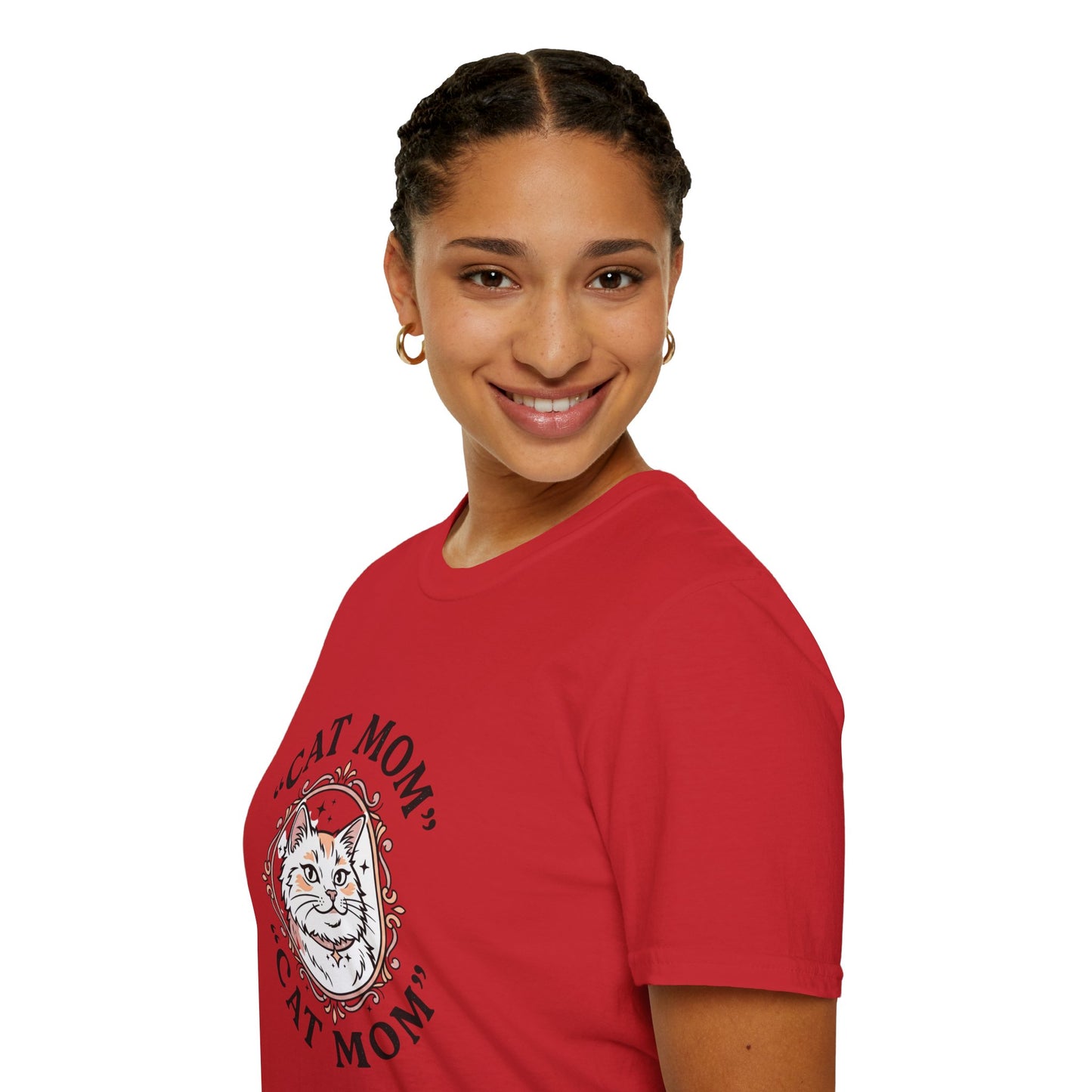 Cat Mom T-Shirt — Cute Vintage Cat Portrait Tee for Cat Lovers