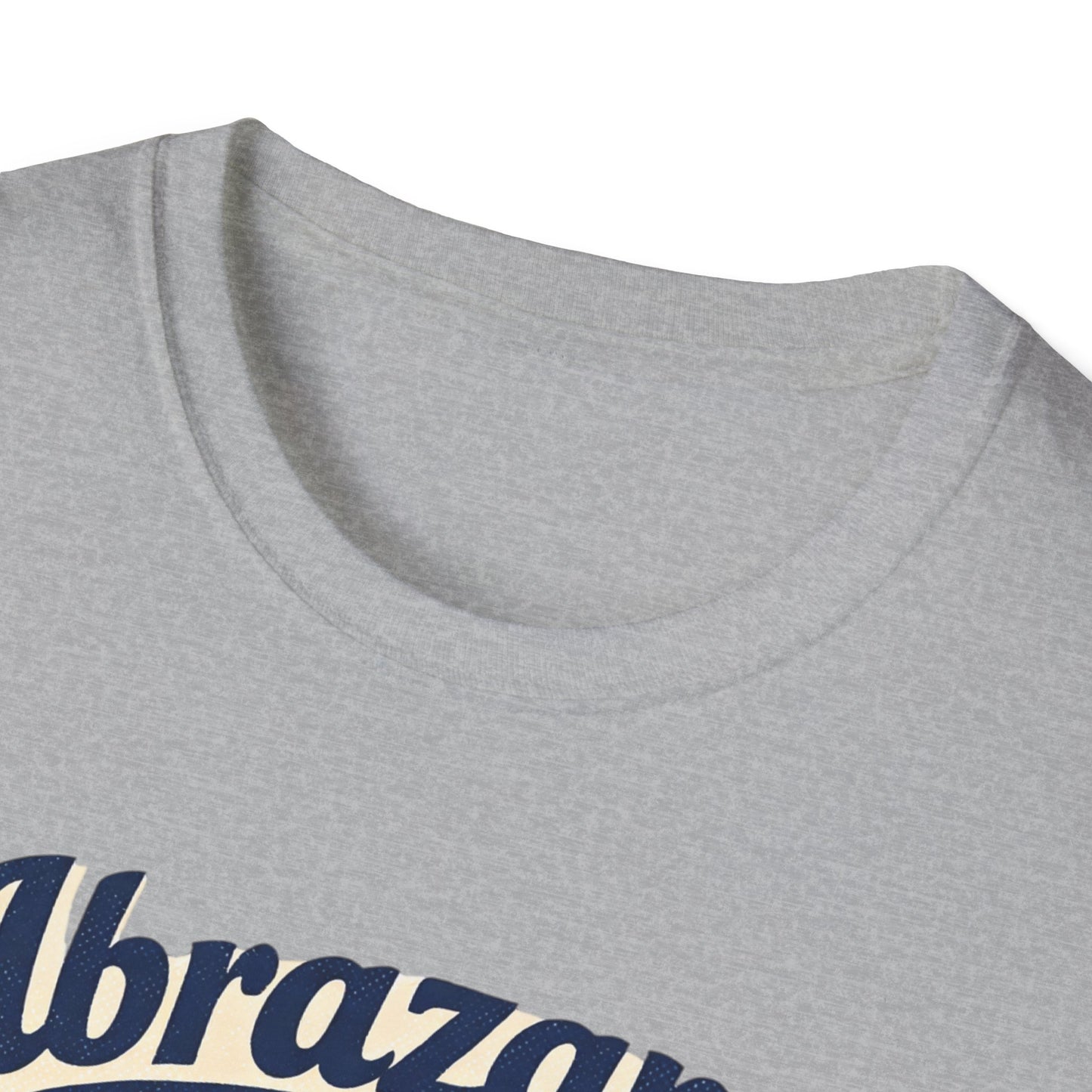Abrázame Heart Hug T-Shirt — Spanish Love Graphic Tee