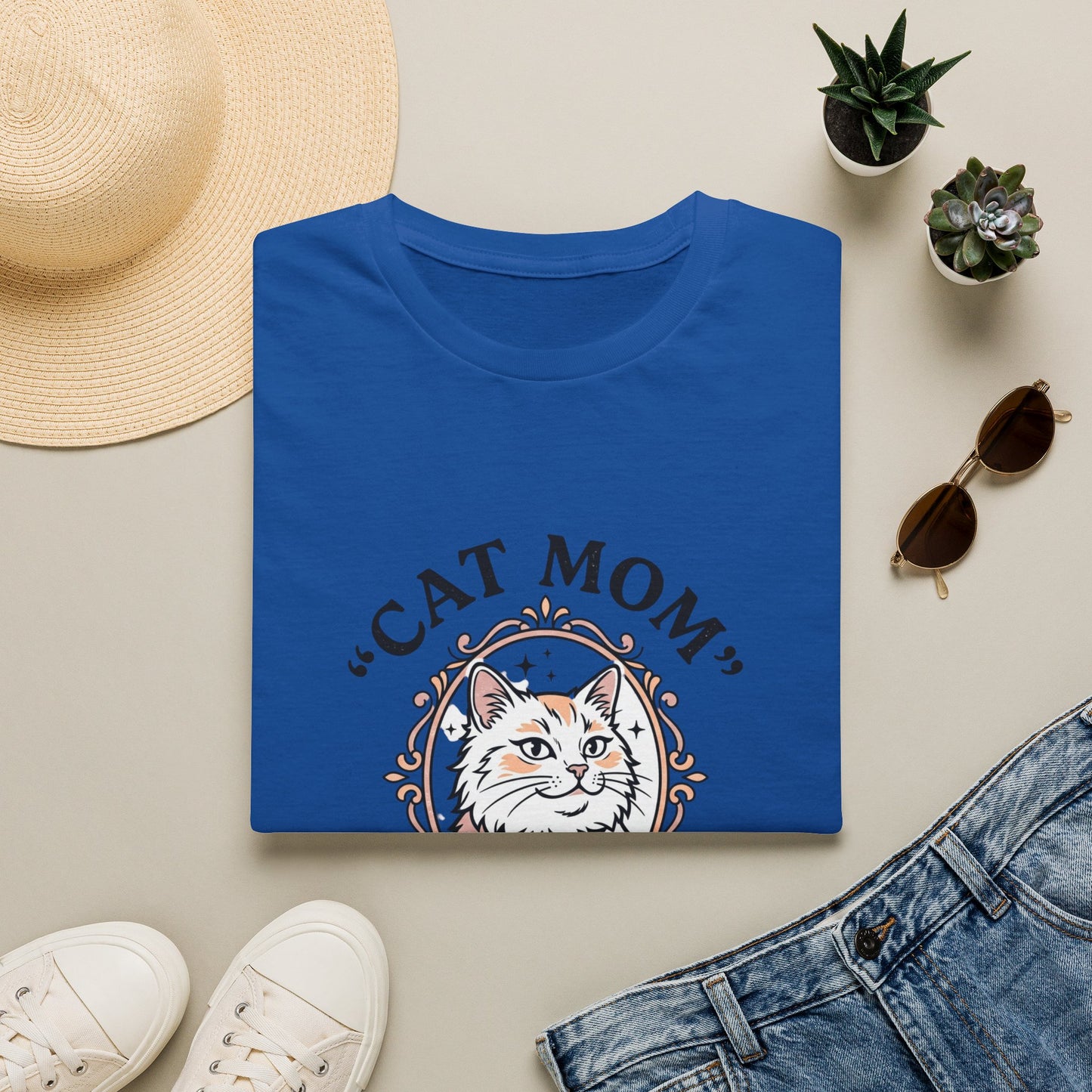 Cat Mom T-Shirt — Cute Vintage Cat Portrait Tee for Cat Lovers