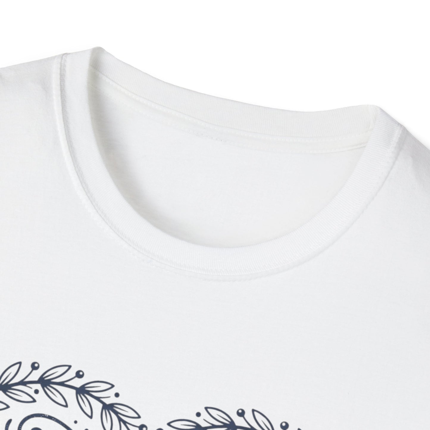 Besame Heart Graphic T-Shirt