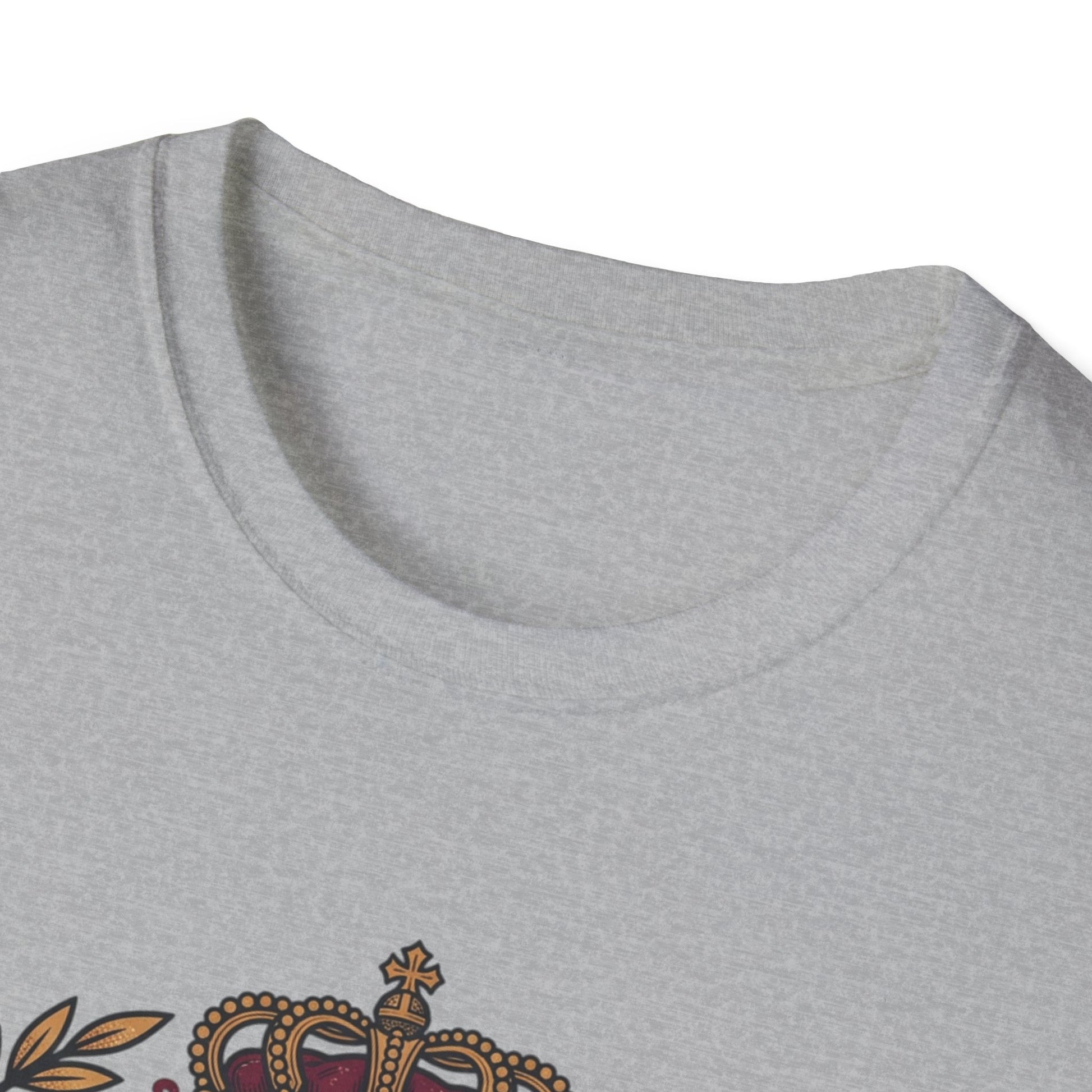 Size Queen T‑Shirt — Vintage Crown Graphic Tee Printify