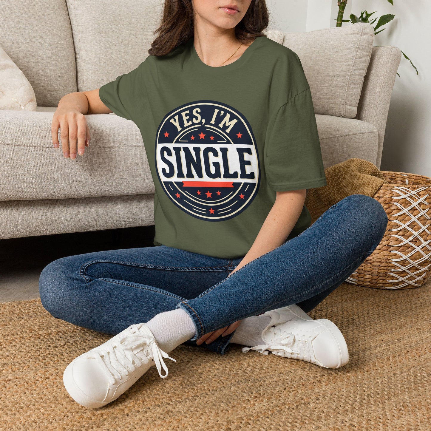 "Yes, I’m Single" Graphic Tee - Single Badge T-Shirt