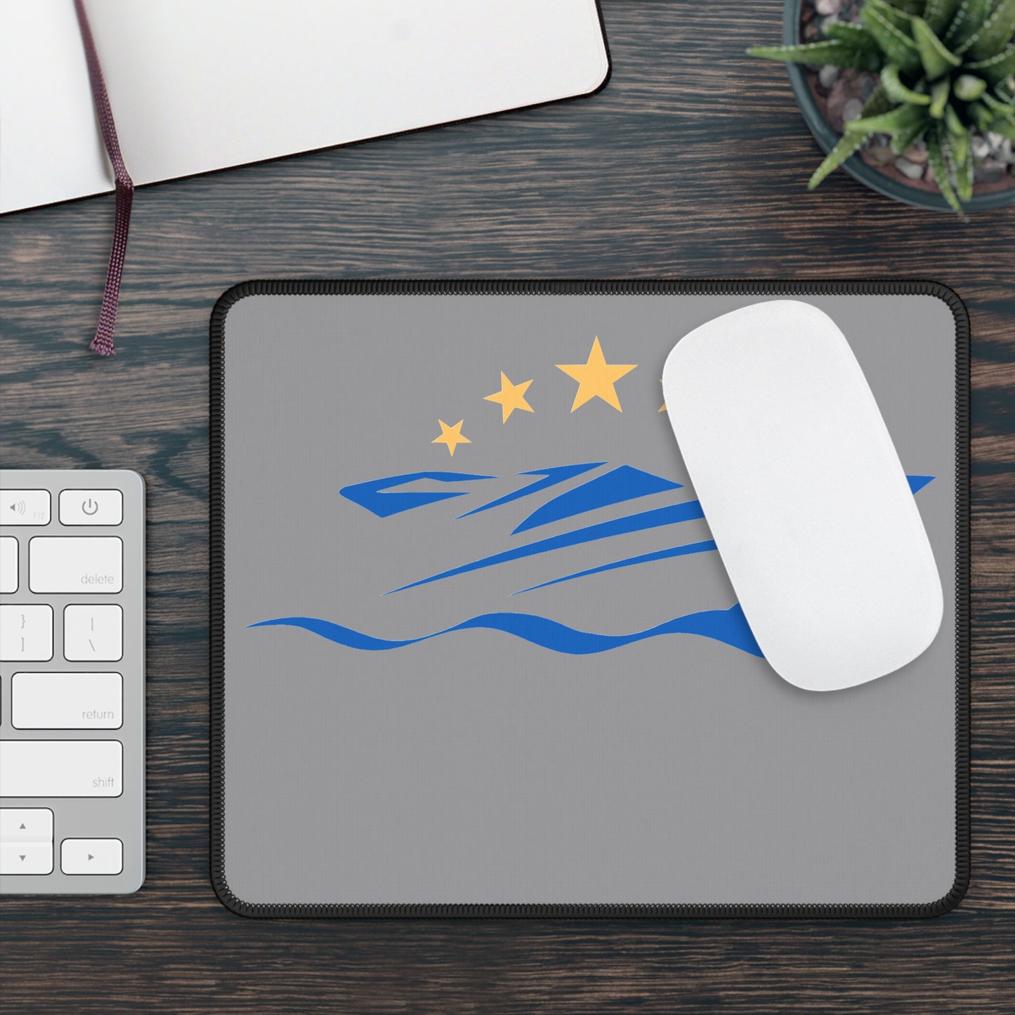 DMVBOA Stylish Gaming Mouse Pad with Boat Design, Office Desk Accessory, Gamer Gift, Computer Mat, Nautical-Themed Decoration